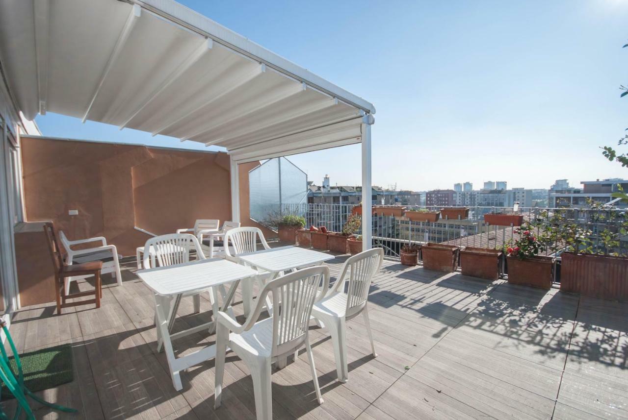 Exclusive Rooftop Apartment With Large Terrace In Solari/Tortona Milan Exterior photo